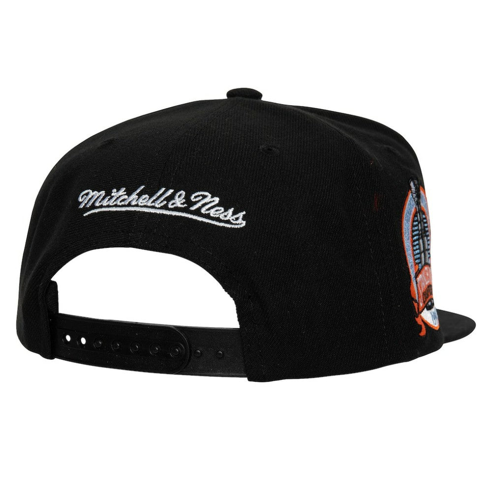 New York Rangers Mitchell & Ness Core Top Spot Snapback Hat - Black | NHL near me