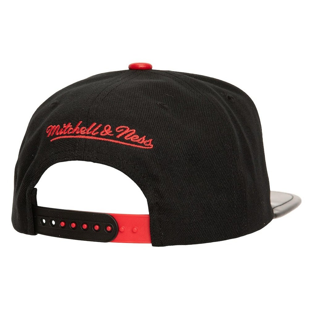 Mitchell & Ness Chicago Bulls Day 11 Snapback Hat Black