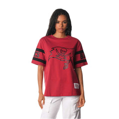Tampa Bay Buccaneers The Wild Collective Women's Drop Shoulder T-Shirt - Red - NFL