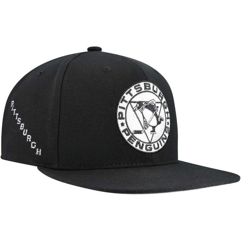Pittsburgh Penguins Mitchell & Ness Team Snapback Hat - Black | NHL Lifestyle