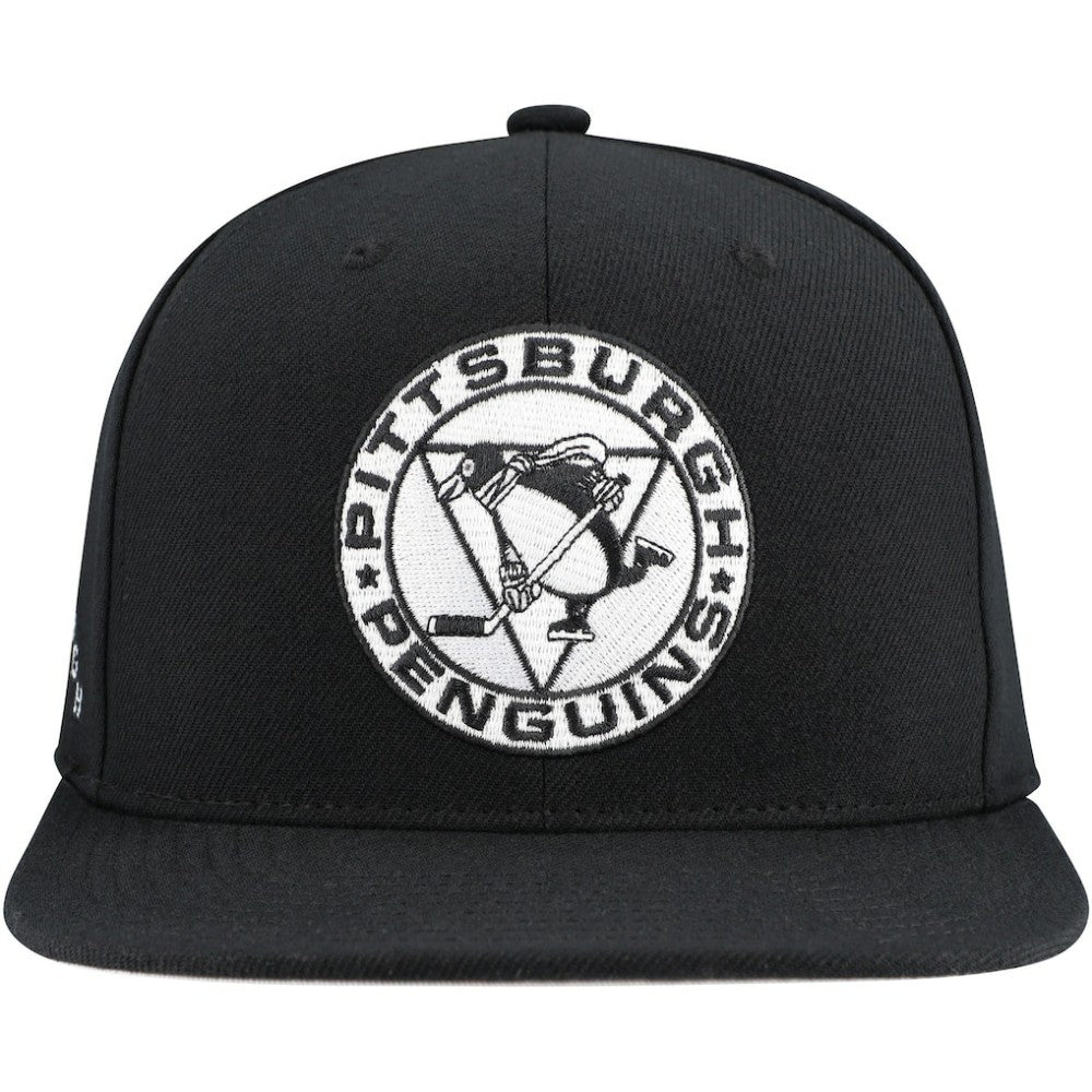 Pittsburgh Penguins Mitchell & Ness Team Snapback Hat - Black | NHL Lifestyle