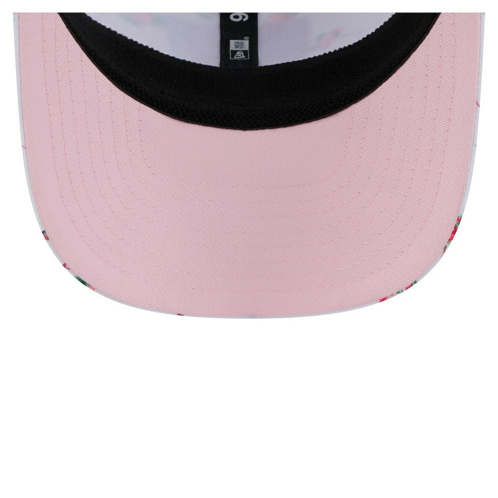 Las Vegas Raiders New Era Adventure Flamingo Pattern 9SEVENTY Stretch-Snap Hat - White - NFL