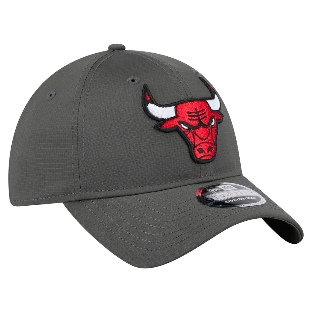 New Era Chicago Bulls Active Ripstop 9TWENTY Adjustable Hat Charcoal