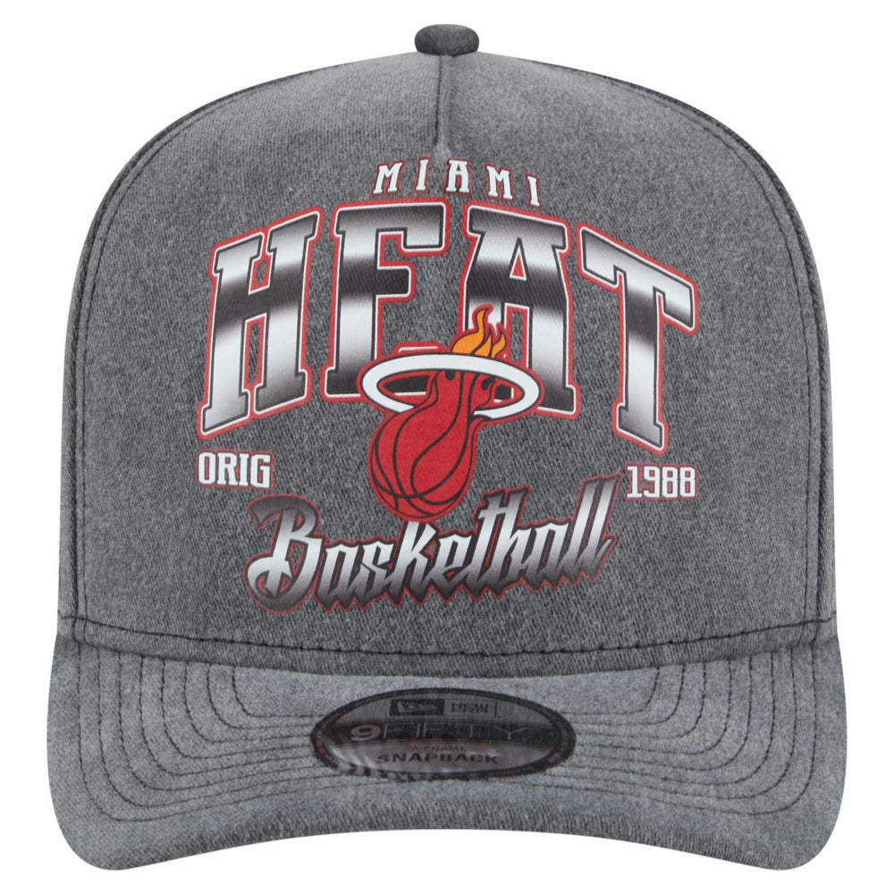 New Era Miami Heat Throwback Washed Pre-Curved 9FIFTY Snapback Hat Charcoal
