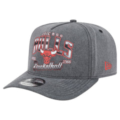 New Era Chicago Bulls Throwback Washed Pre-Curved 9FIFTY Snapback Hat Charcoal