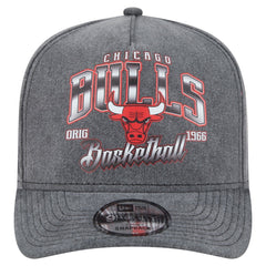 New Era Chicago Bulls Throwback Washed Pre-Curved 9FIFTY Snapback Hat Charcoal