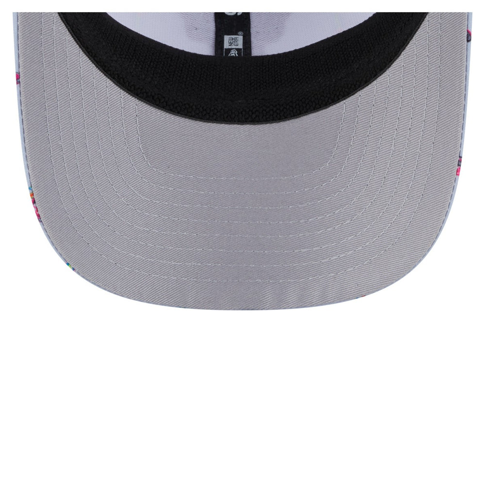 New Era Milwaukee Bucks Adventure Aloha Pattern 9SEVENTY Stretch-Snap Hat Light Blue/Gray