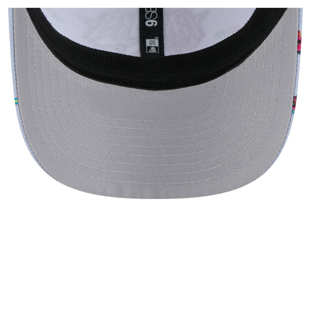 New Era New York Knicks Adventure Aloha Pattern 9SEVENTY Stretch-Snap Hat Light Blue/Gray