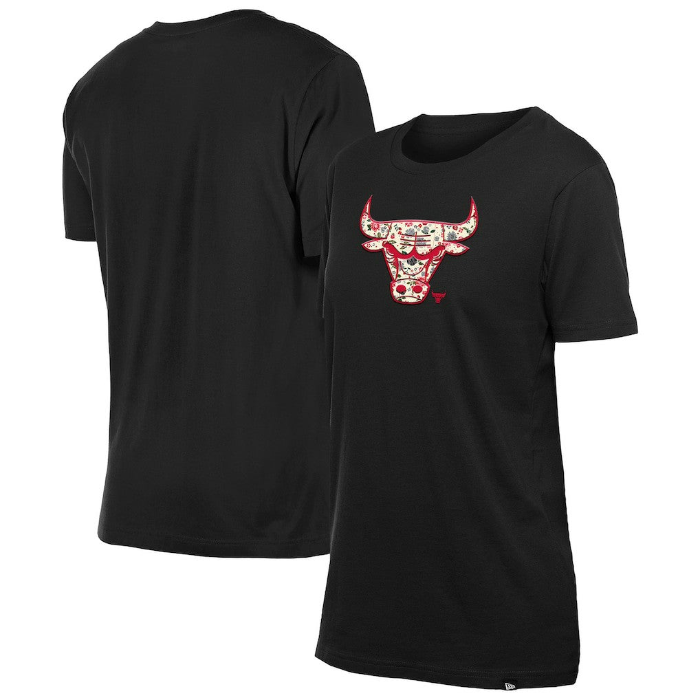 New Era Chicago Bulls Women's Glam Game Flower T-Shirt Black