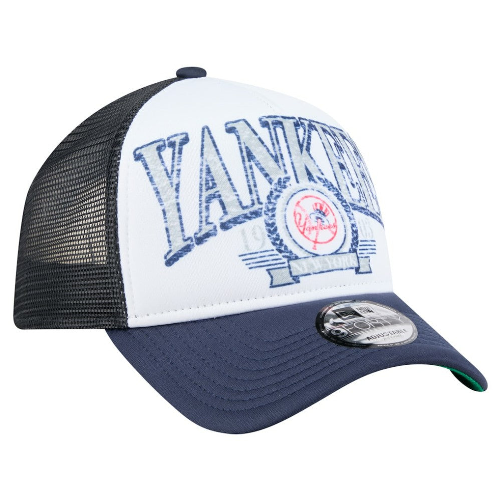 New York Yankees New Era Distressed 9FORTY A-Frame Adjustable Trucker Hat Outlet