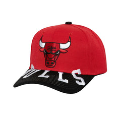 Mitchell & Ness Chicago Bulls Underarch Two-Tone Pro Crown Snapback Hat Red/Black