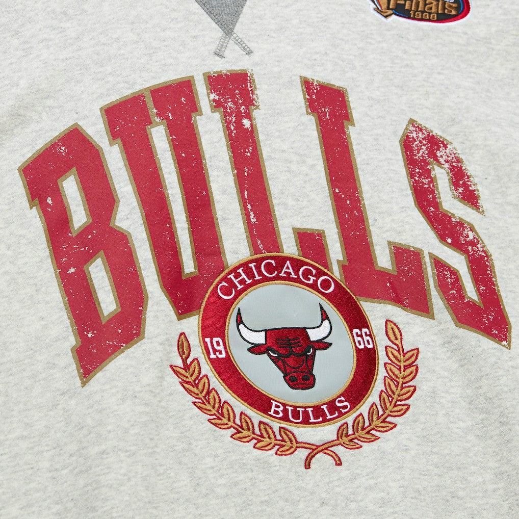 Mitchell & Ness Chicago Bulls Vintage Logo Pullover Sweatshirt Heather Gray
