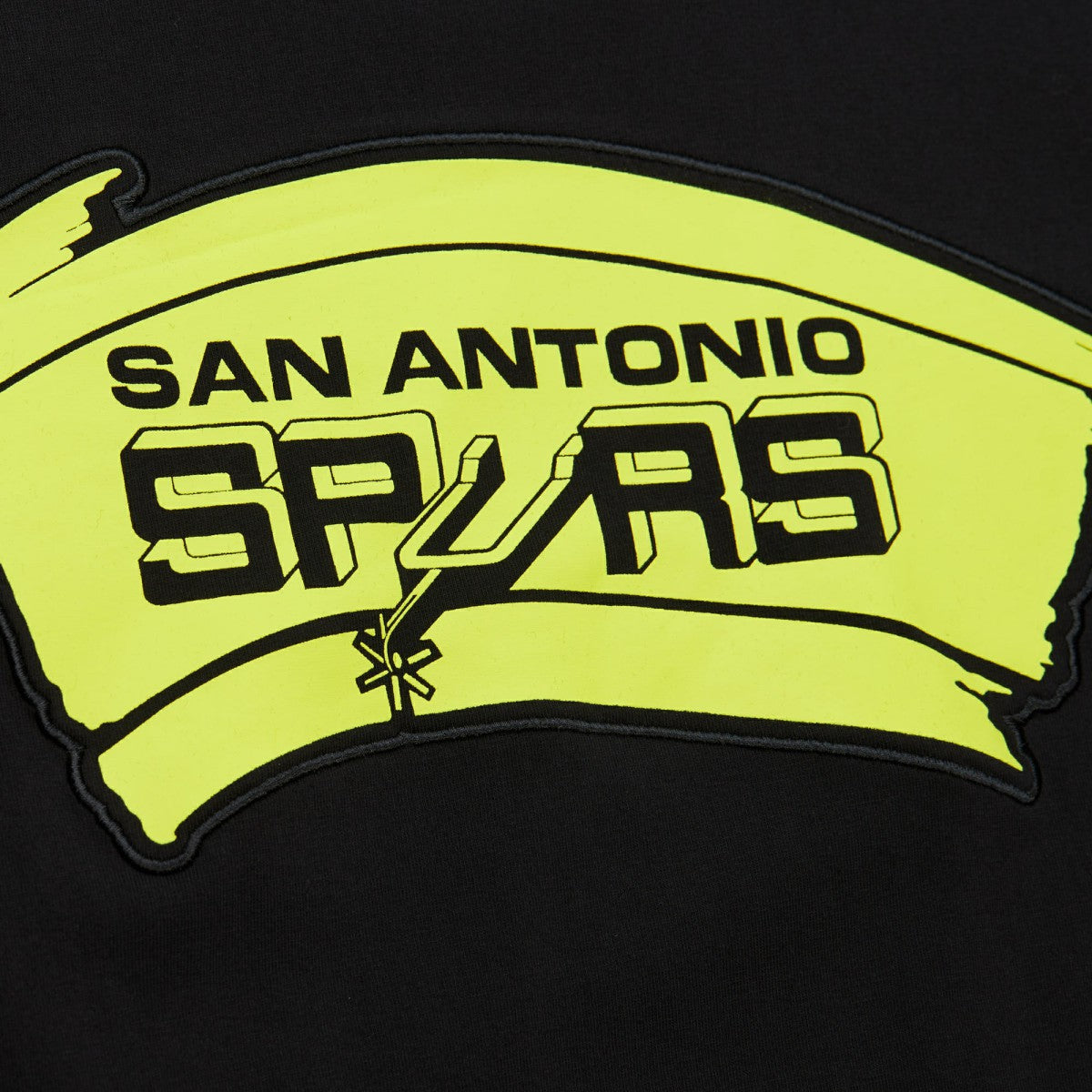 Mitchell & Ness San Antonio Spurs Hardwood Classics Neon Nights Premium T-Shirt Black