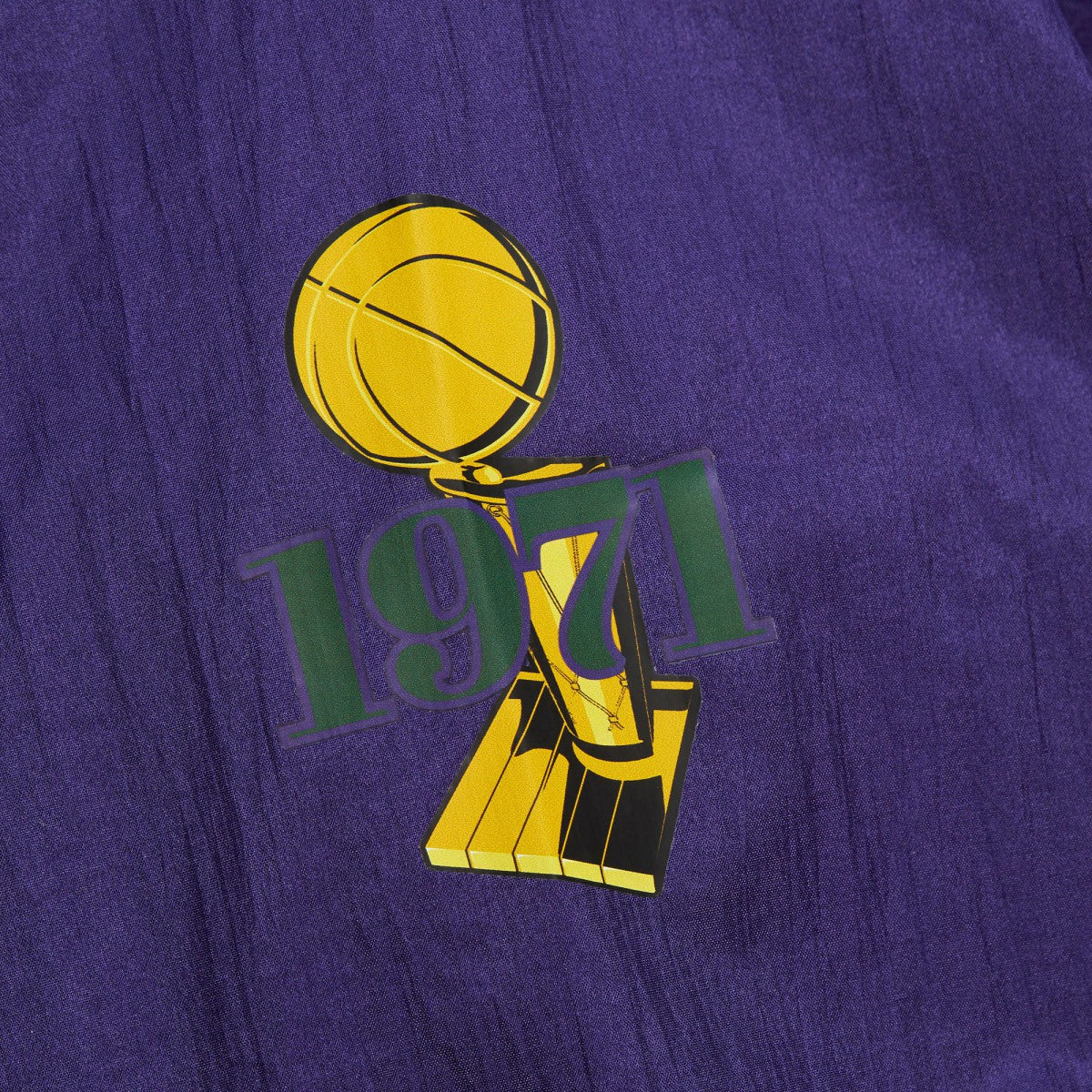 Mitchell & Ness Milwaukee Bucks Unisex Hardwood Classics Team OG 3.0 Anorak Half-Zip Windbreaker Jacket Purple