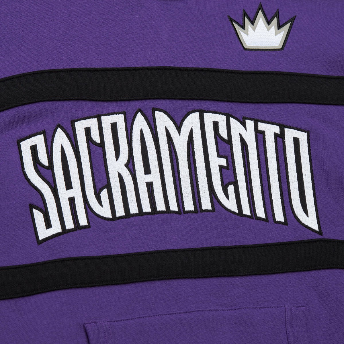 Mitchell & Ness Sacramento Kings Hardwood Classics Nights Head Coach Pullover Hoodie Purple