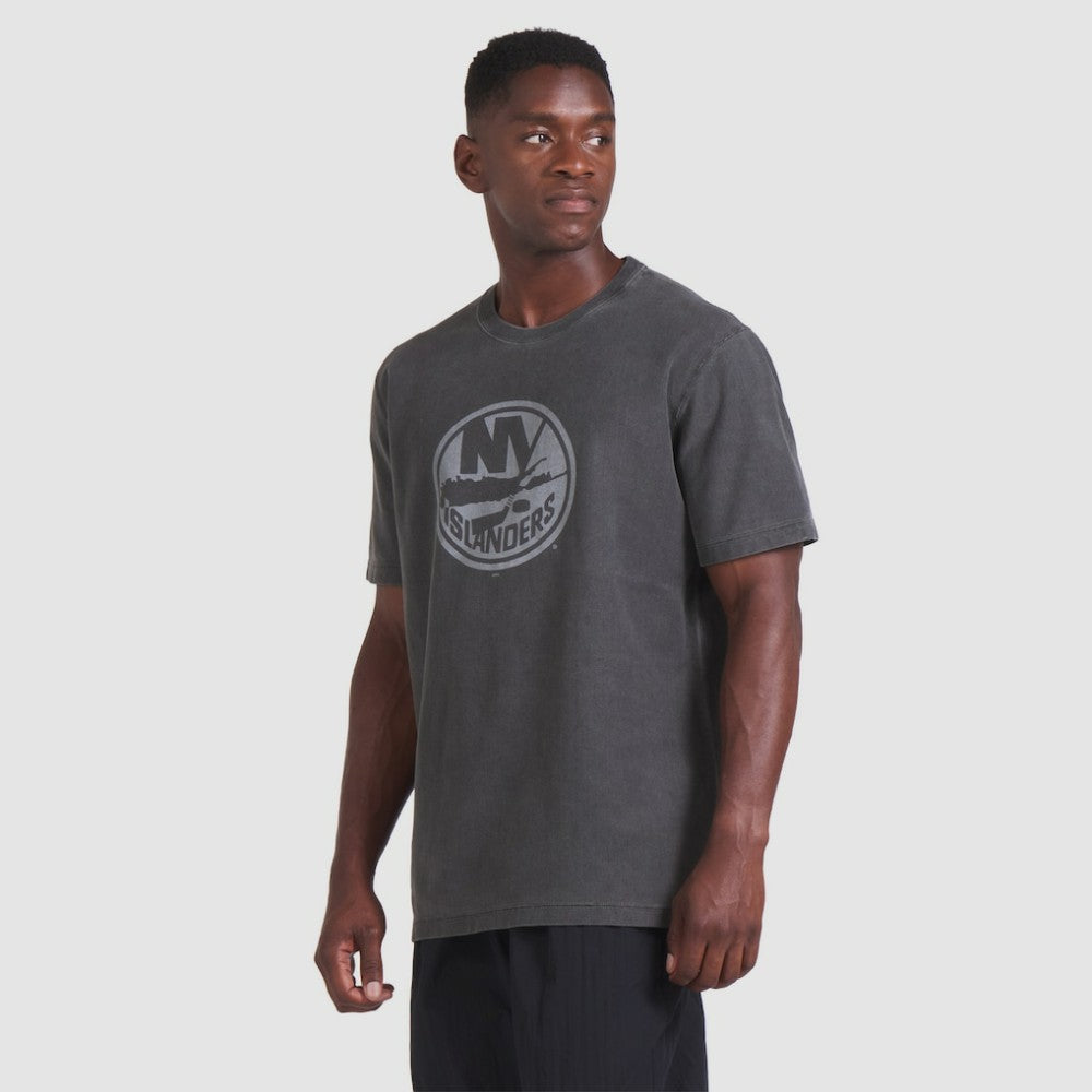 New York Islanders Fanatics Made in Canada T-Shirt - Black | Fanatics online