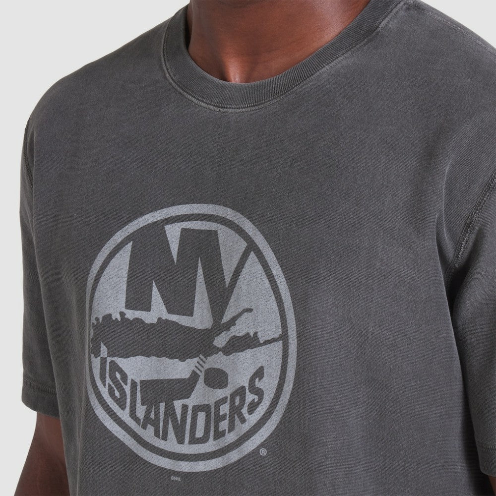 New York Islanders Fanatics Made in Canada T-Shirt - Black | Fanatics online