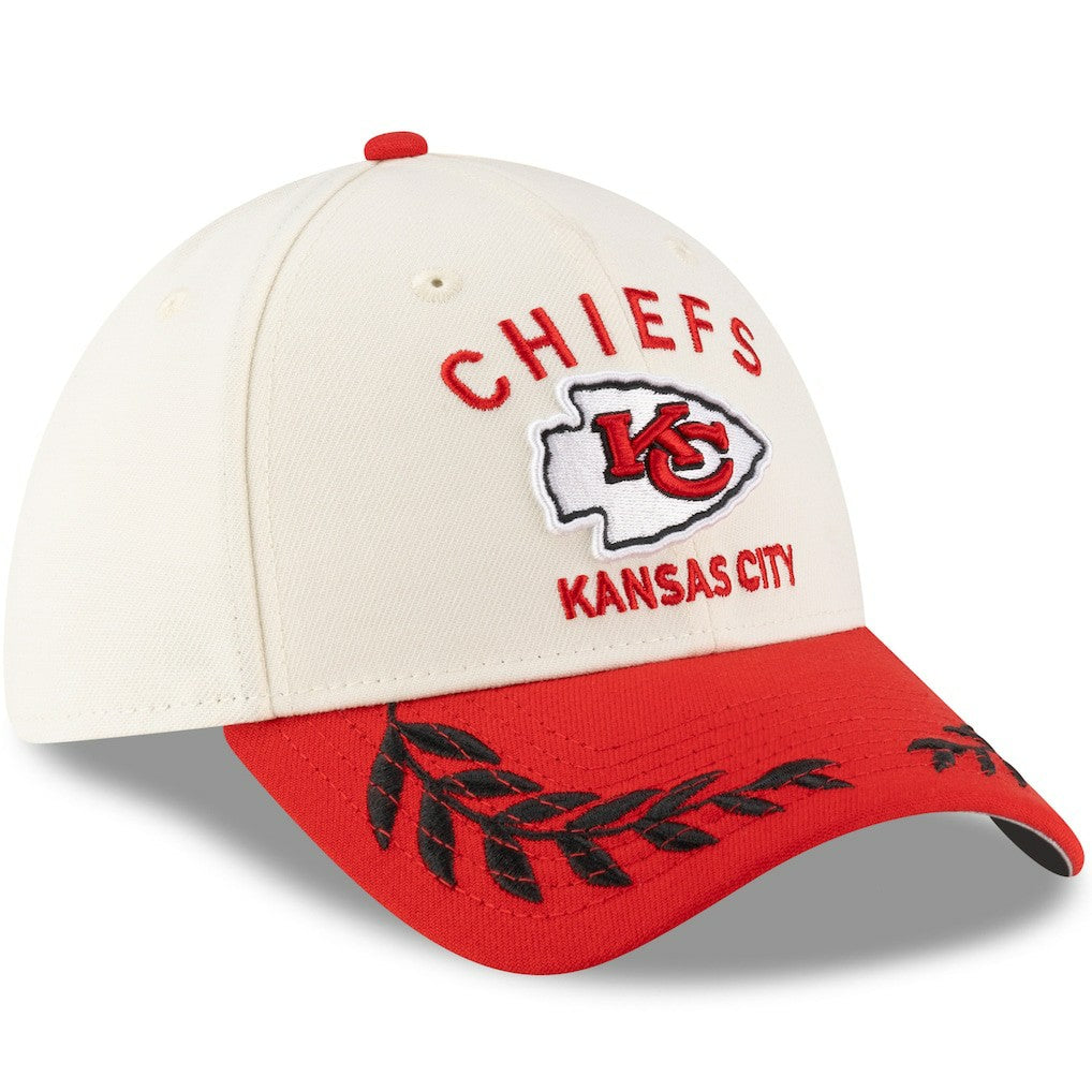 Kansas City Chiefs New Era 2025 NFL Draft 39THIRTY Flex Hat - Cream/Red - NFL
