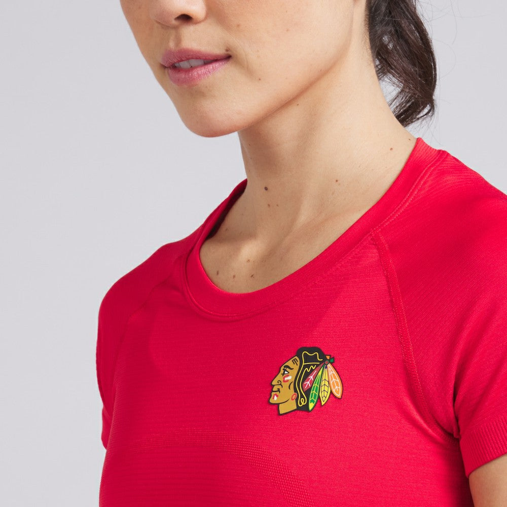 Chicago Blackhawks lululemon Women's Swiftly Tech Short-Sleeve Shirt 2.0 - True Red | NHL near me