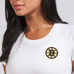 Boston Bruins lululemon Women's Swiftly Tech Short-Sleeve Shirt 2.0 - White | NHL Clearance
