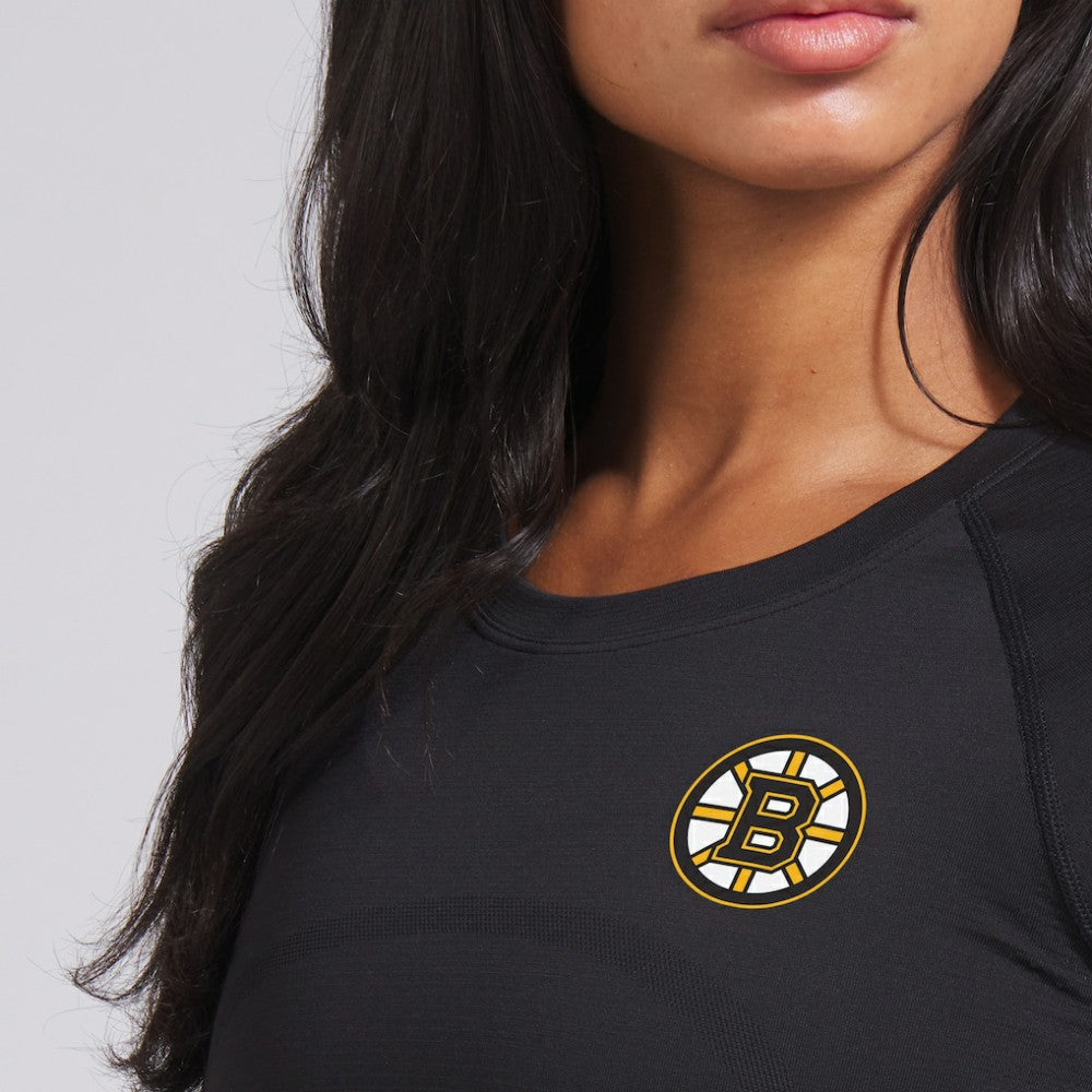 Boston Bruins lululemon Women's Swiftly Tech Short-Sleeve Shirt 2.0 - Black | NHL online
