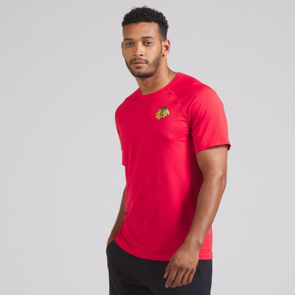 Chicago Blackhawks lululemon Metal Vent Tech Short-Sleeve Shirt - True Red | NHL discount