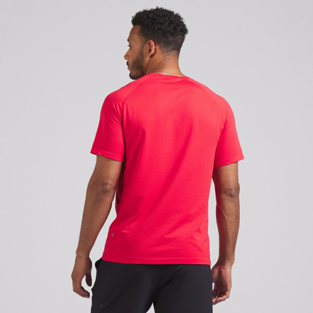 Chicago Blackhawks lululemon Metal Vent Tech Short-Sleeve Shirt - True Red | NHL discount
