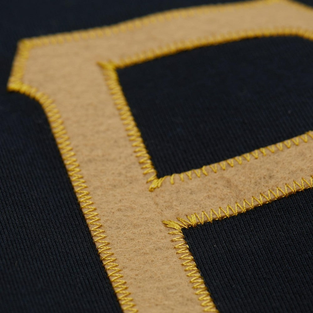 Roberto Clemente Pittsburgh Pirates Mitchell & Ness Legends Collection Vintage Logo T-Shirt Online