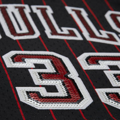 Mitchell & Ness Scottie Pippen Chicago Bulls x DANNIJO Women's Fashion Cropped Basketball Jersey Black