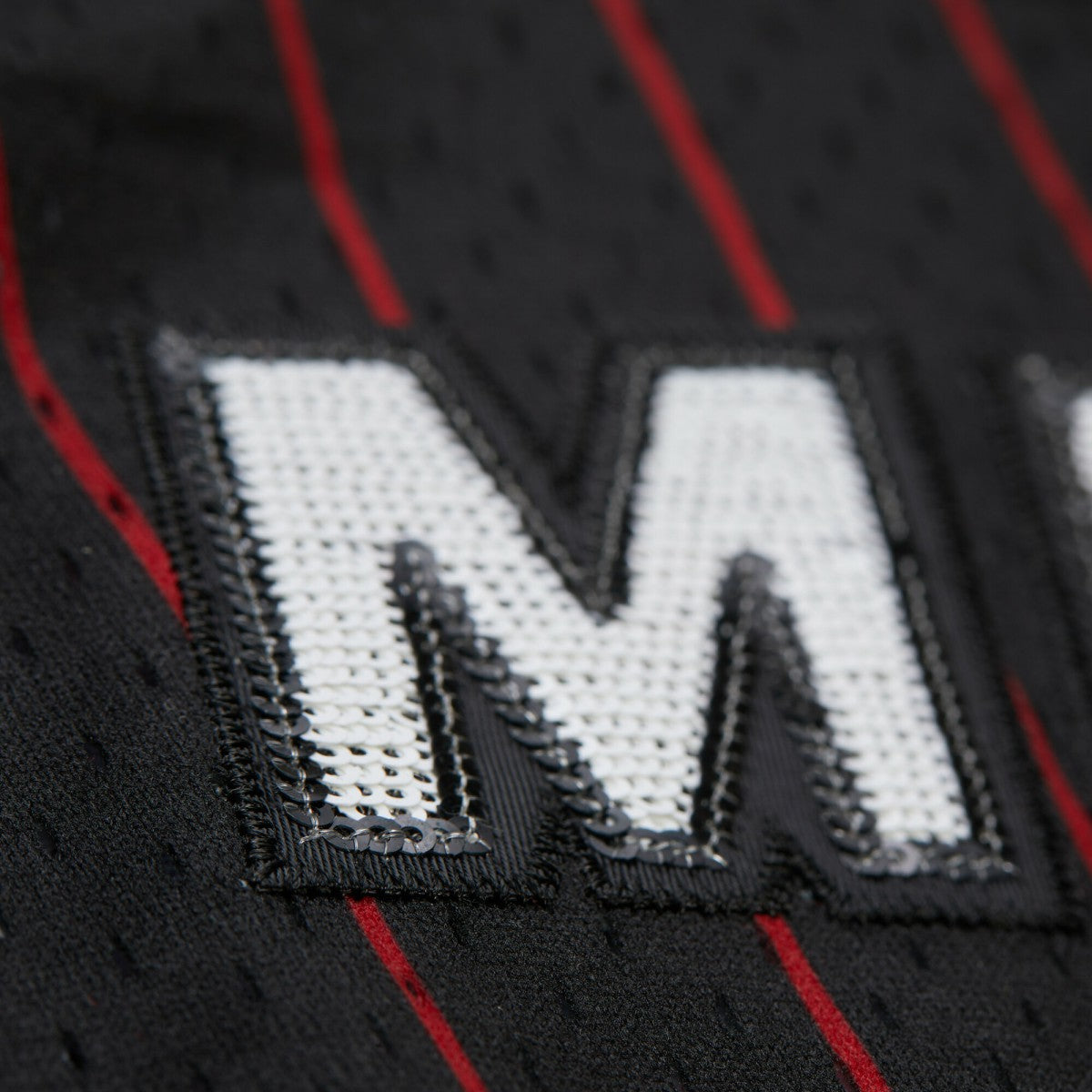 Mitchell & Ness Dwyane Wade Miami Heat x DANNIJO Women's Fashion Cropped Basketball Jersey Black