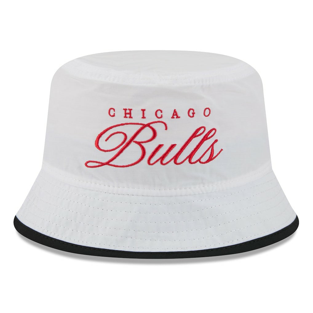 New Era Chicago Bulls 2025 NBA Draft Nylon Bucket Hat White/Black