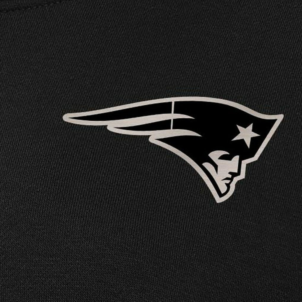 New England Patriots Antigua Women's Victory Pullover Sweatshirt - Black - NFL