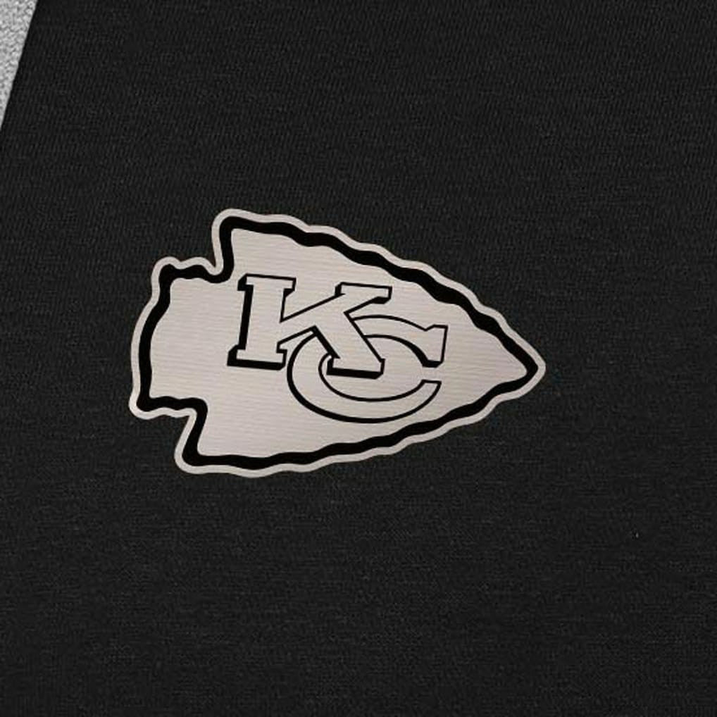 Kansas City Chiefs Antigua Brushed Carbon Victory Pullover Hoodie - Black - NFL