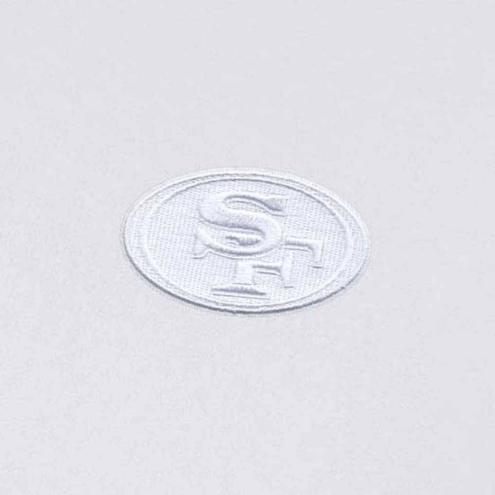 San Francisco 49ers Antigua Intent Quarter-Zip Top - White - NFL