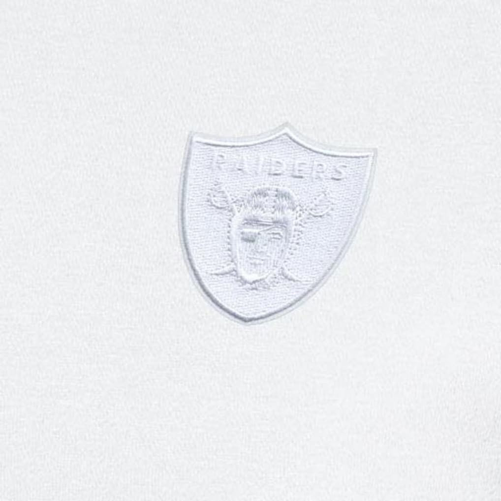Las Vegas Raiders Antigua Victory Quarter-Zip Top - White - NFL