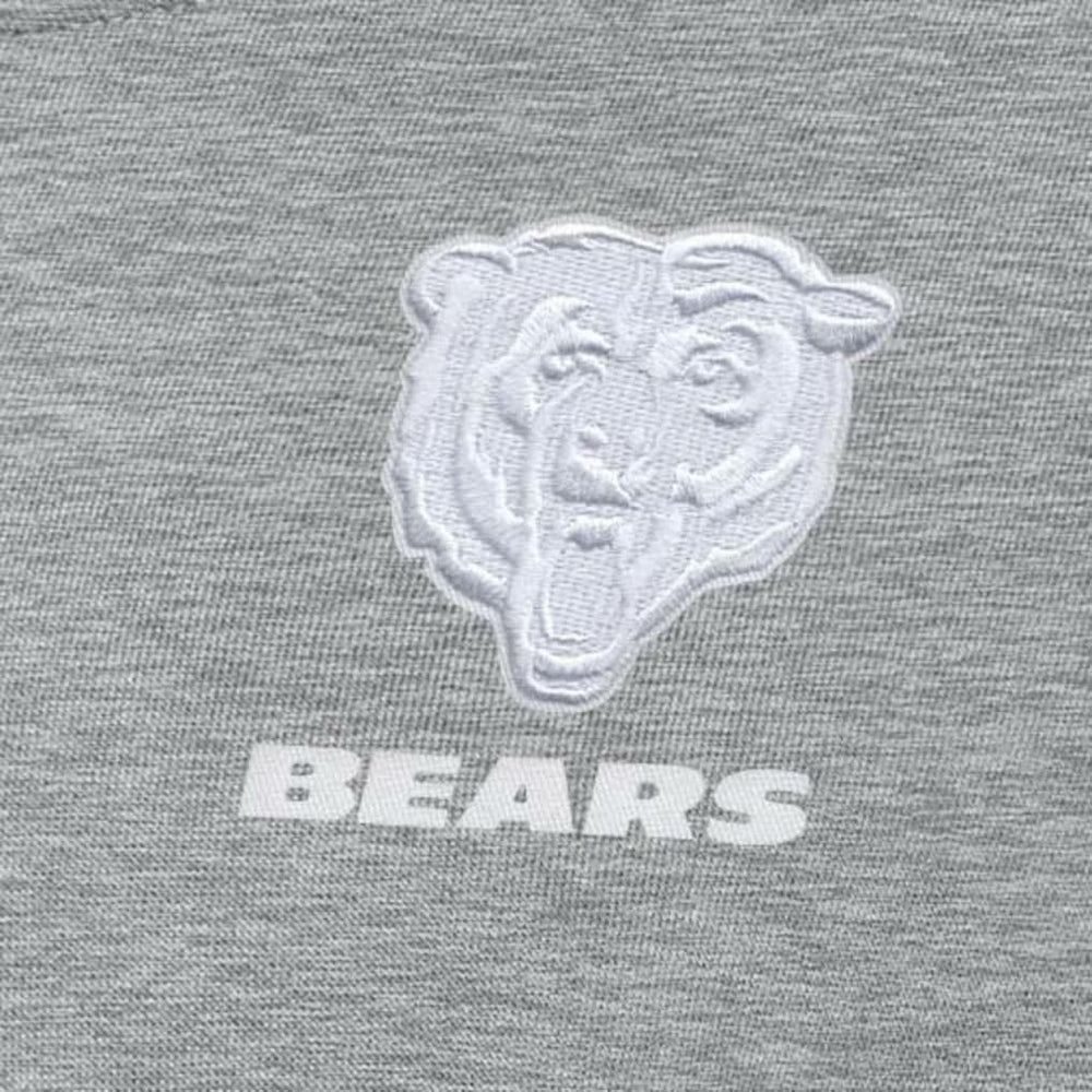 Chicago Bears Antigua Women's Victory Crew Pullover Sweatshirt - Heather Gray - NFL