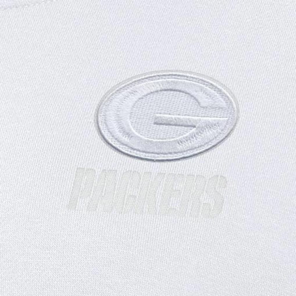Green Bay Packers Antigua Women's Victory Crew Pullover Sweatshirt - White - NFL