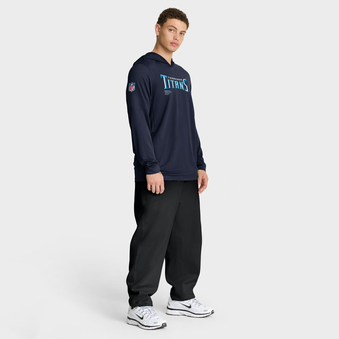 Tennessee Titans Sideline Pure Fury Performance Long Sleeve Hoodie T-Shirt - Navy - Nike