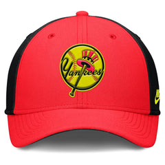 New York Yankees Nike Neon 90s Rise SwooshFlex Hat Sale