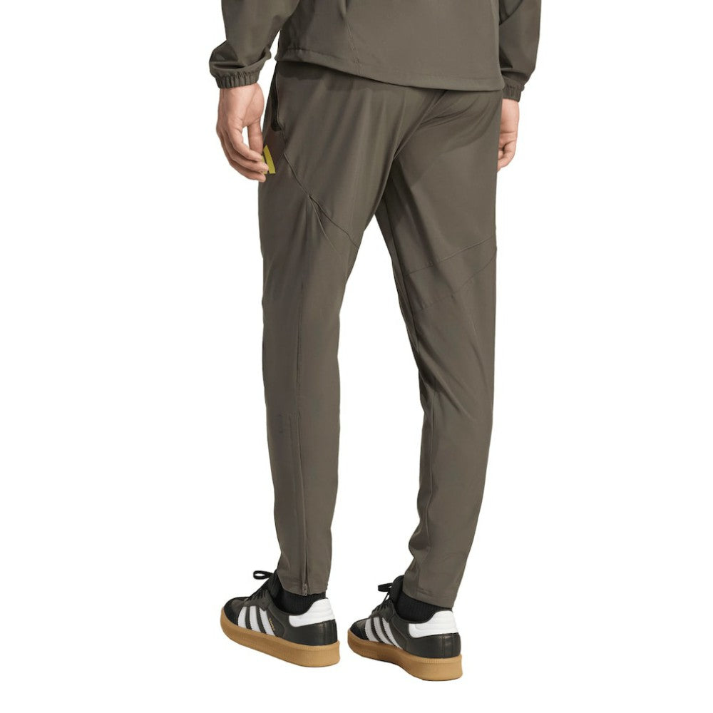 Adidas - Real Madrid 2025/26 Tiro Vis Tech AEROREADY Travel Pants - Olive