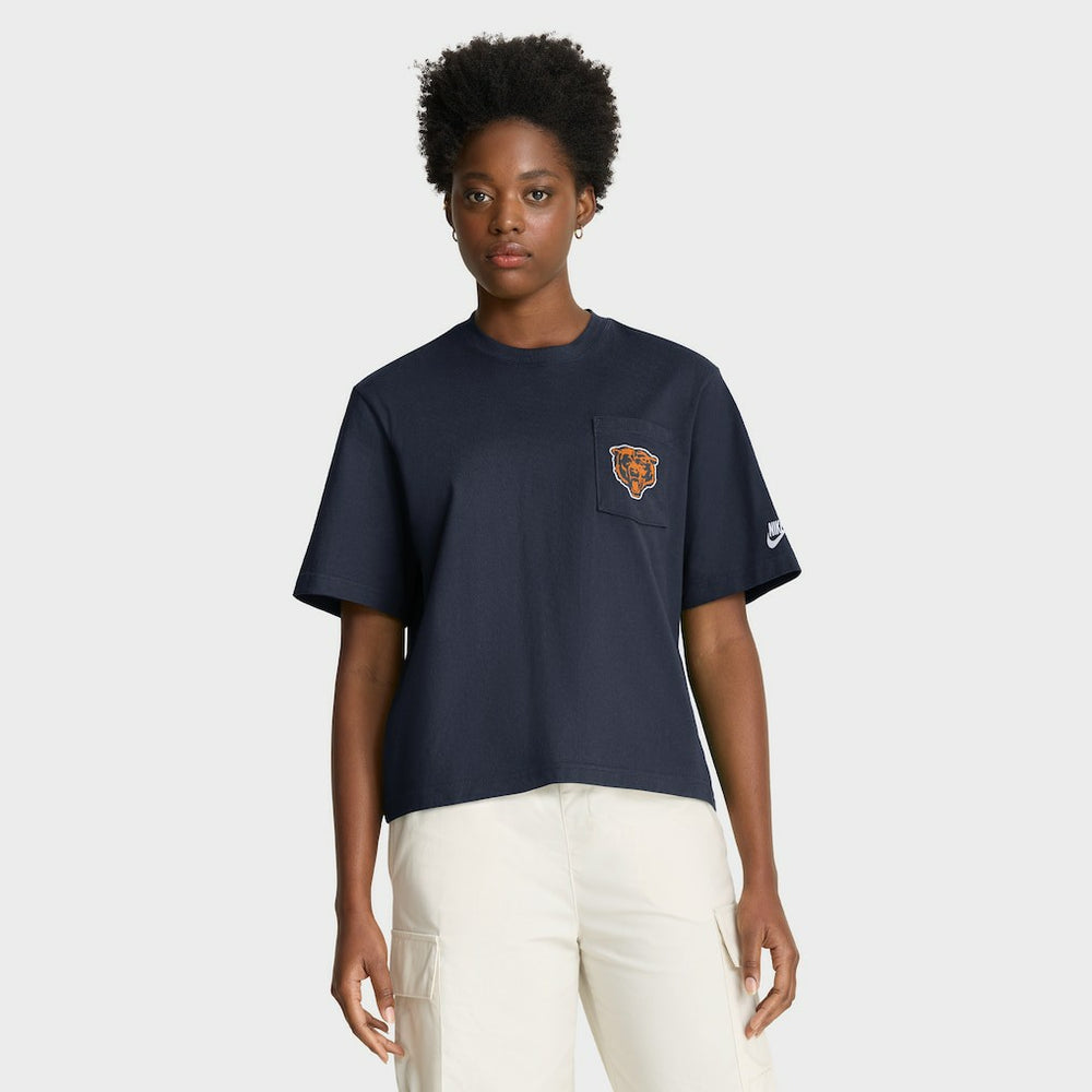 Chicago Bears Women's Rewind Pocket Boxy T-Shirt - Navy - Nike
