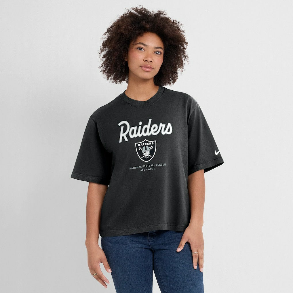 Las Vegas Raiders Women's Essential Script Relaxed Boxy T-Shirt - Black - Nike
