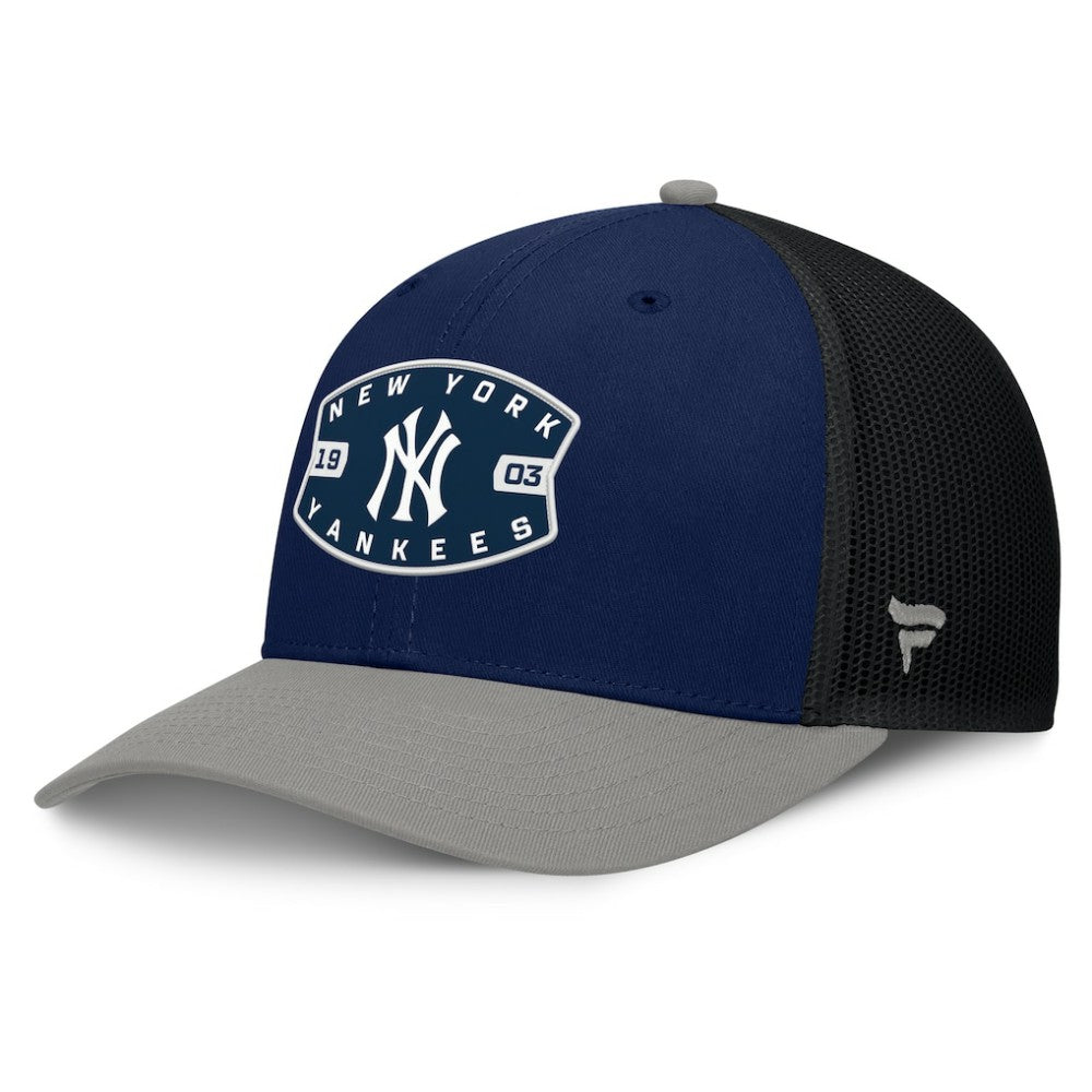 New York Yankees Fanatics Cutoff Adjustable Trucker Hat Outlet