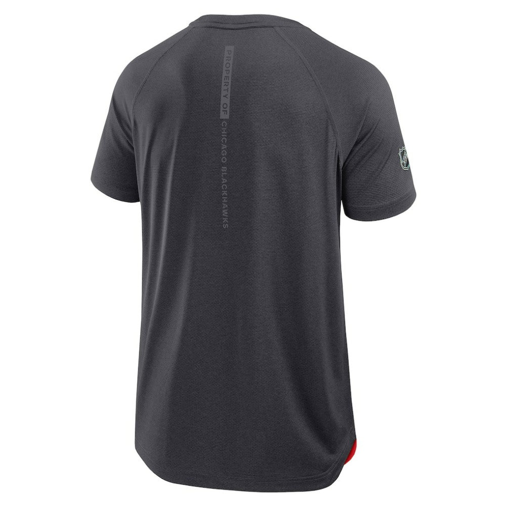 Chicago Blackhawks Fanatics Authentic Pro Rink Raglan Performance T-Shirt - Charcoal | Fanatics online