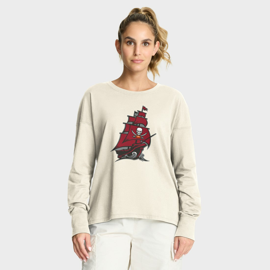 Tampa Bay Buccaneers Women's Dove Legacy Long Sleeve T-Shirt - Cream - Fanatics