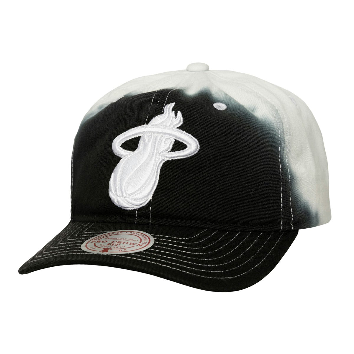 Mitchell & Ness Miami Heat Dip Dye Pro Crown Adjustable Hat Black/White