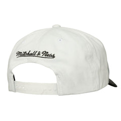 Mitchell & Ness Chicago Bulls Dip Dye Pro Crown Adjustable Hat Black/White