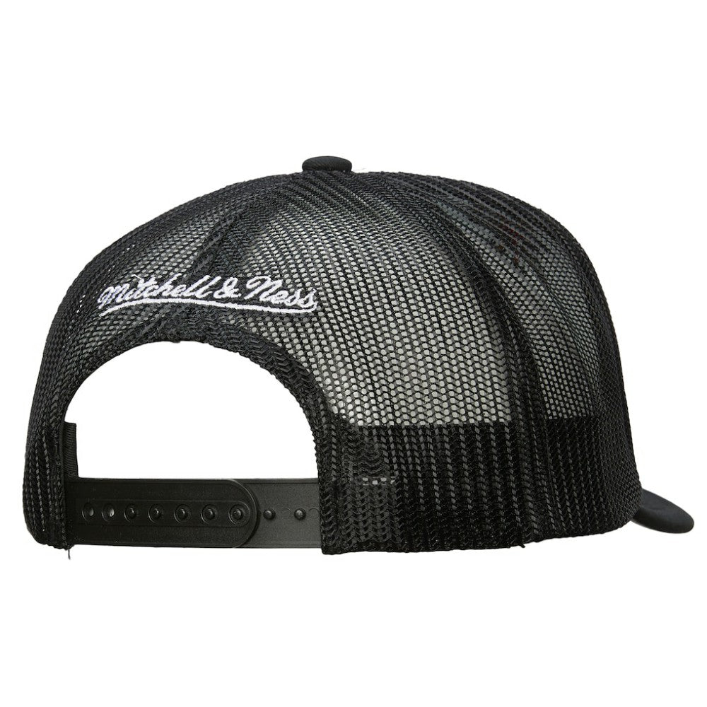 Vegas Golden Knights Mitchell & Ness Gridlock Trucker Adjustable Hat - White/Black | NHL online