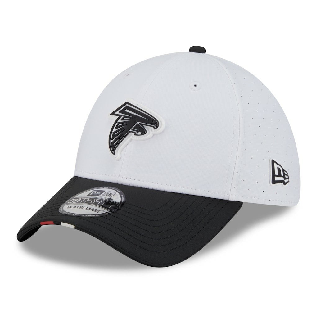 Atlanta Falcons New Era 2025 NFL Training Camp 39THIRTY Flex Hat - White/Black - NFL