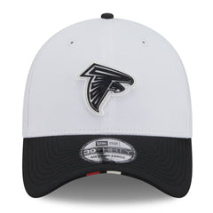 Atlanta Falcons New Era 2025 NFL Training Camp 39THIRTY Flex Hat - White/Black - NFL